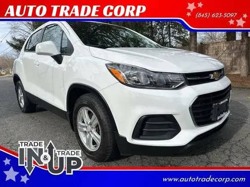 2020 Chevrolet Trax LS FWD photo