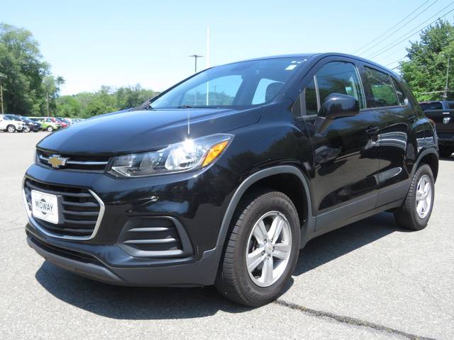 2020 Chevrolet Trax LS AWD photo
