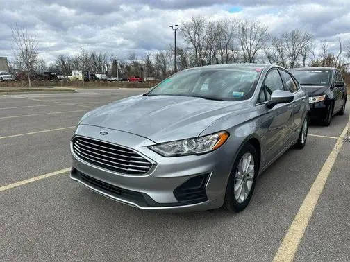 2020 Ford Fusion SE FWD photo