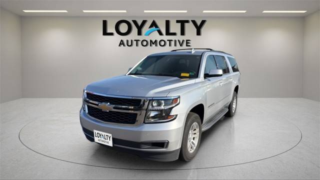 2019 Chevrolet Suburban LT 4WD photo
