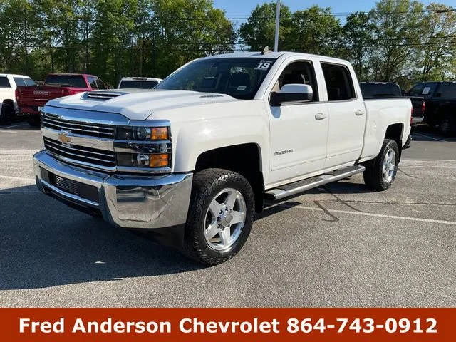 2018 Chevrolet Silverado 2500HD LT 4WD photo