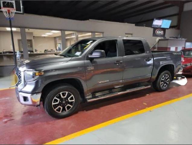 2020 Toyota Tundra SR5 4WD photo