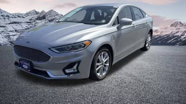 2020 Ford Fusion Energi Titanium FWD photo