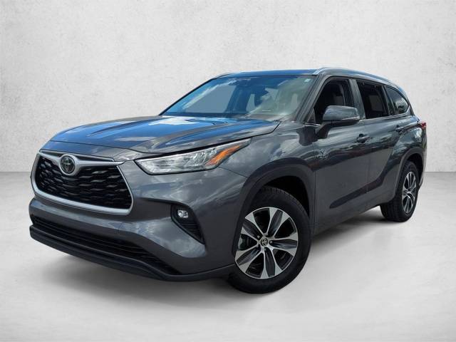2020 Toyota Highlander XLE FWD photo
