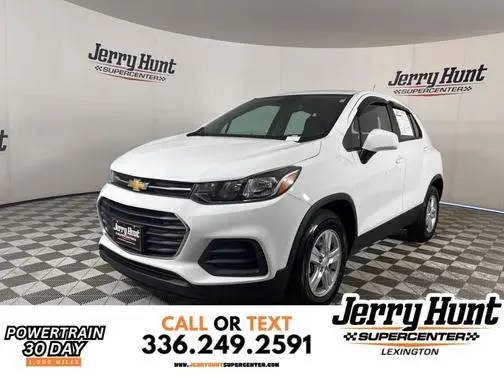 2020 Chevrolet Trax LS FWD photo