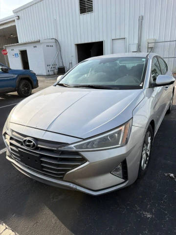 2020 Hyundai Elantra SEL FWD photo