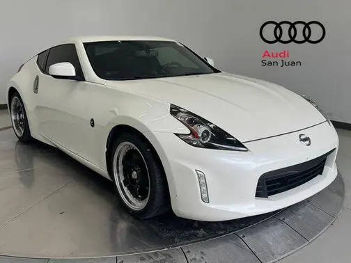 2020 Nissan 370Z RWD photo