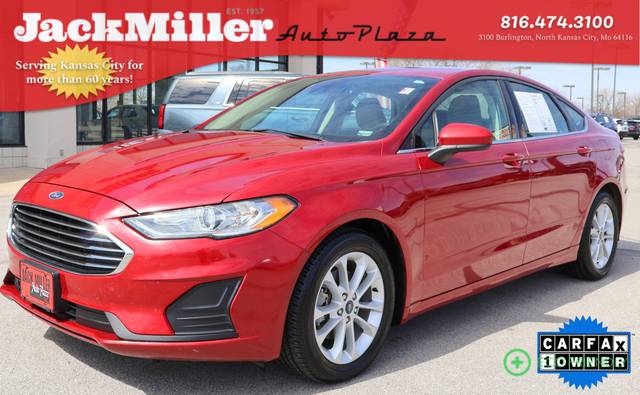 2020 Ford Fusion SE FWD photo