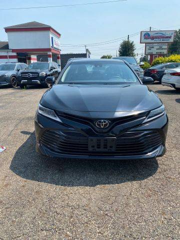 2018 Toyota Camry LE FWD photo