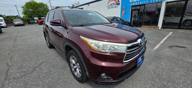 2015 Toyota Highlander LE Plus AWD photo
