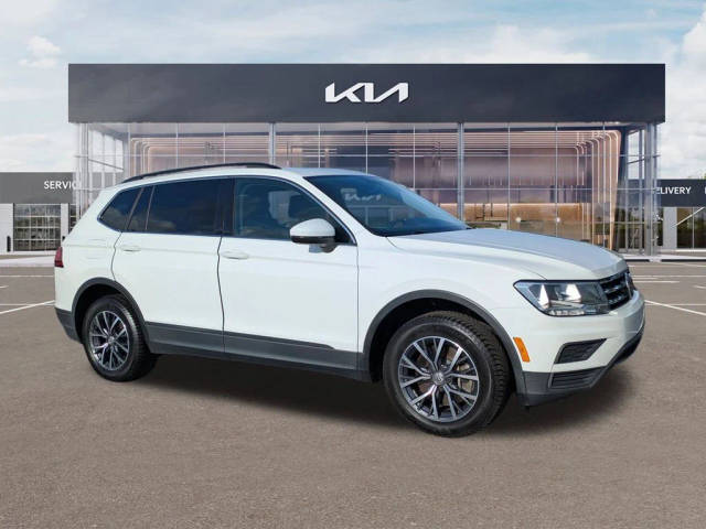 2020 Volkswagen Tiguan SE FWD photo