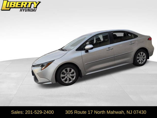 2020 Toyota Corolla LE FWD photo