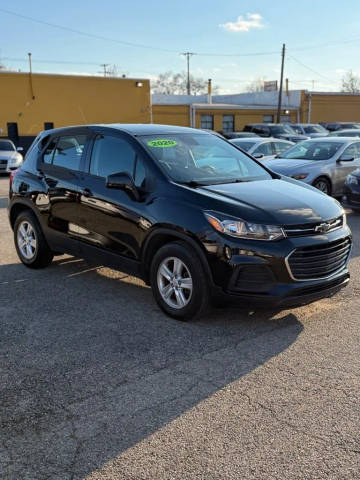 2020 Chevrolet Trax LS FWD photo