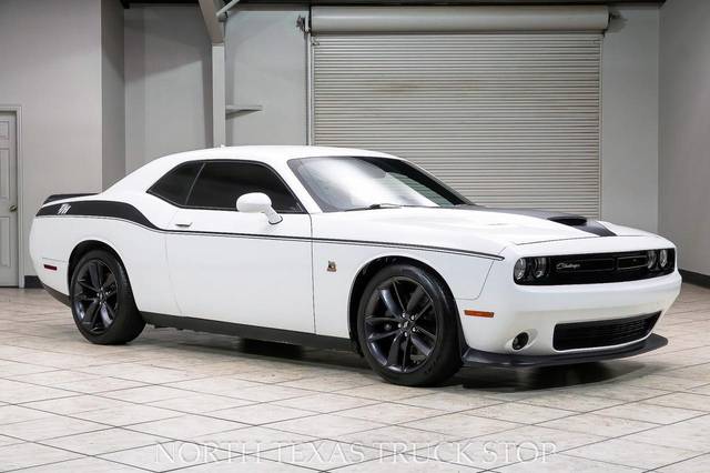2019 Dodge Challenger R/T Scat Pack RWD photo