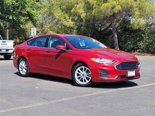 2020 Ford Fusion SE FWD photo