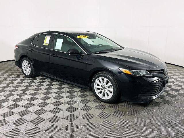 2020 Toyota Camry LE FWD photo