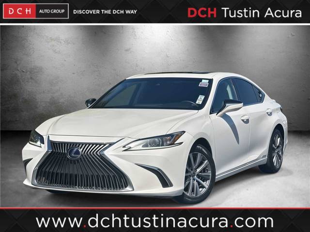 2020 Lexus ES ES 300h FWD photo