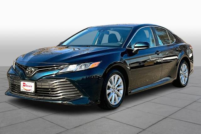 2019 Toyota Camry LE FWD photo