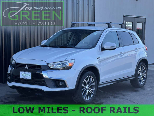 2017 Mitsubishi Outlander Sport SE 2.4 FWD photo
