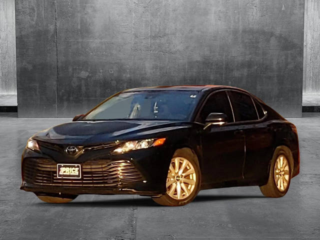 2020 Toyota Camry LE FWD photo