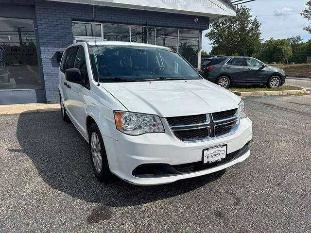 2019 Dodge Grand Caravan SE FWD photo