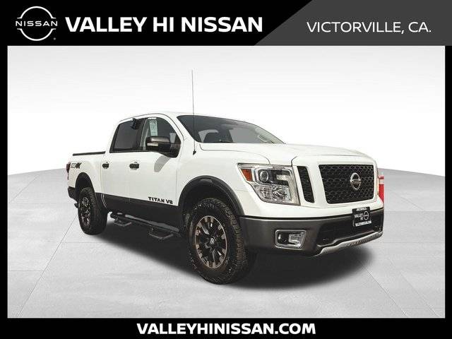 2018 Nissan Titan PRO-4X 4WD photo
