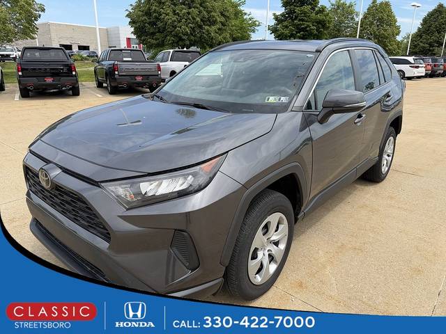 2020 Toyota RAV4 LE AWD photo