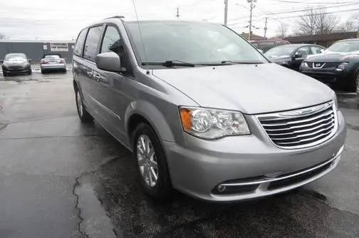 2015 Chrysler Town and Country Touring FWD photo