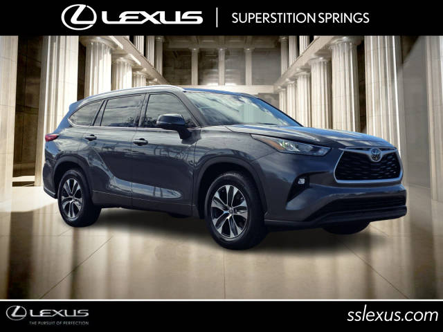 2020 Toyota Highlander XLE FWD photo