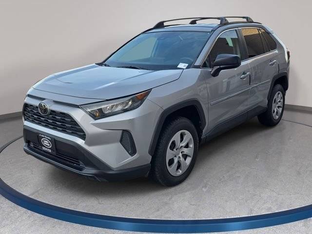 2020 Toyota RAV4 LE FWD photo