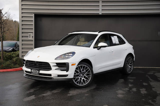 2020 Porsche Macan S AWD photo