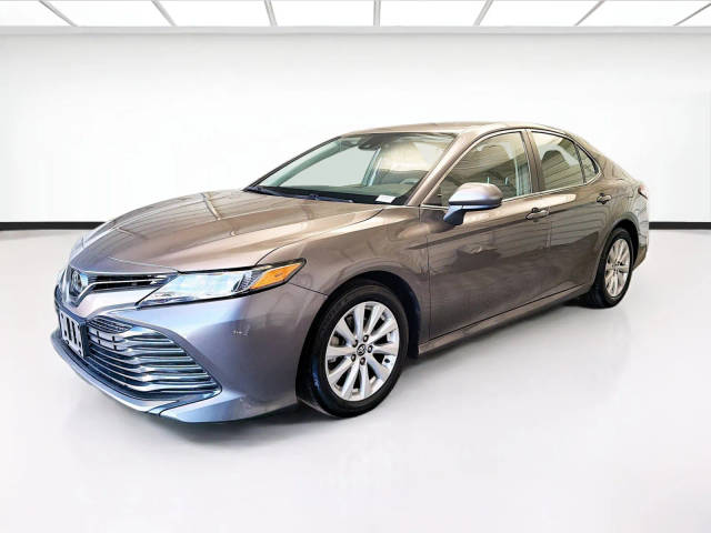 2020 Toyota Camry LE FWD photo
