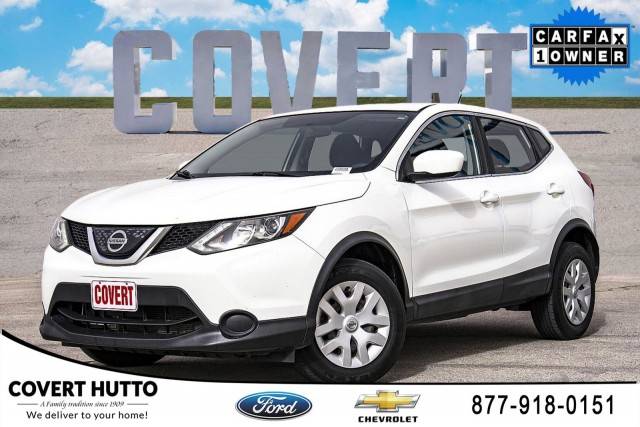 2018 Nissan Rogue Sport S AWD photo