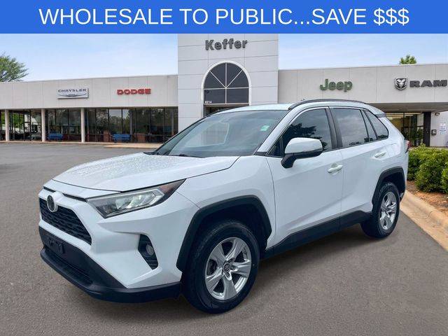 2019 Toyota RAV4 XLE AWD photo