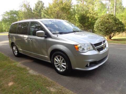 2018 Dodge Grand Caravan SXT FWD photo