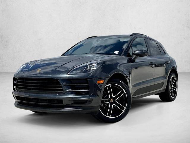 2020 Porsche Macan  AWD photo