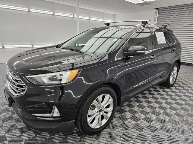 2019 Ford Edge Titanium FWD photo