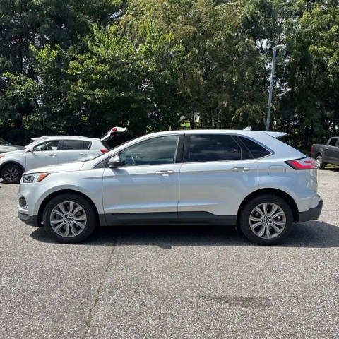 2019 Ford Edge Titanium AWD photo