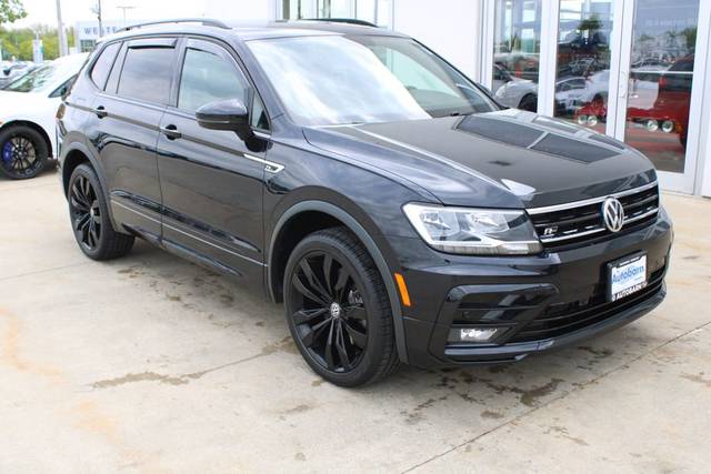 2020 Volkswagen Tiguan SE R-Line Black AWD photo