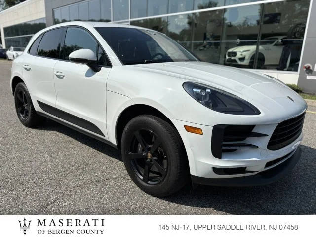 2020 Porsche Macan AWD photo