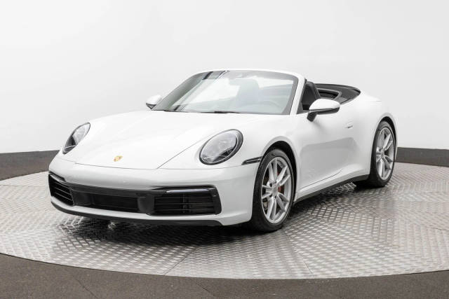 2020 Porsche 911 Carrera RWD photo