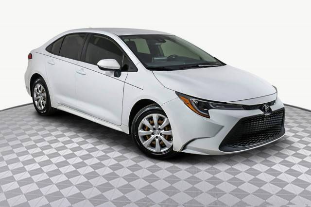 2020 Toyota Corolla LE FWD photo