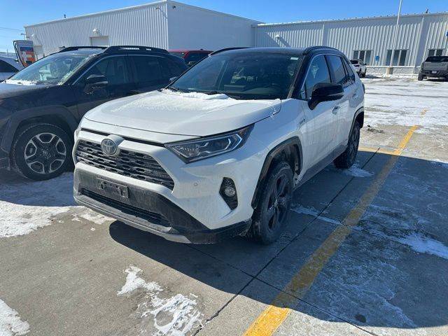 2020 Toyota RAV4 Hybrid XSE AWD photo