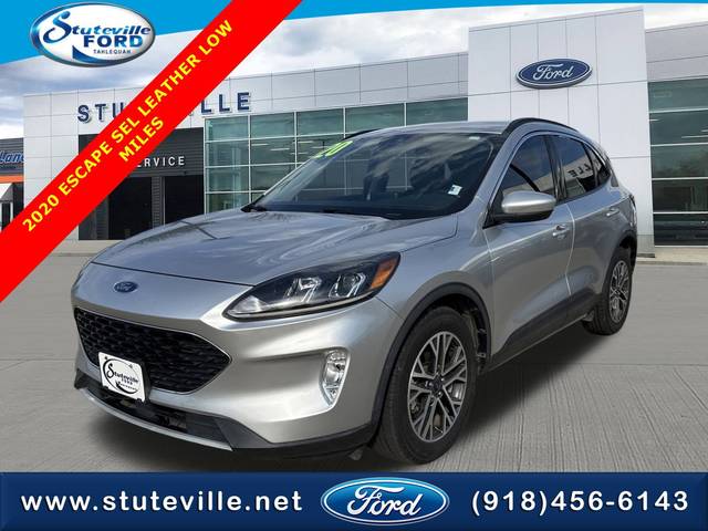 2020 Ford Escape SEL FWD photo