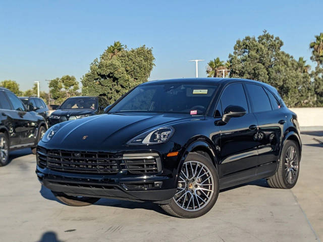 2020 Porsche Cayenne  AWD photo