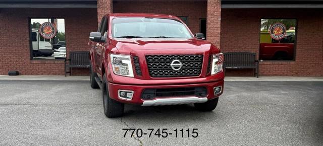 2019 Nissan Titan PRO-4X 4WD photo