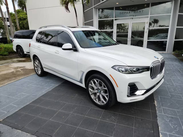 2020 BMW X7 xDrive40i AWD photo