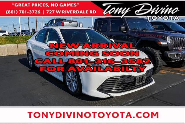 2019 Toyota Camry LE FWD photo