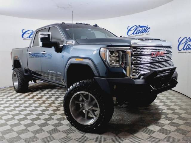 2020 GMC Sierra 2500HD Denali 4WD photo
