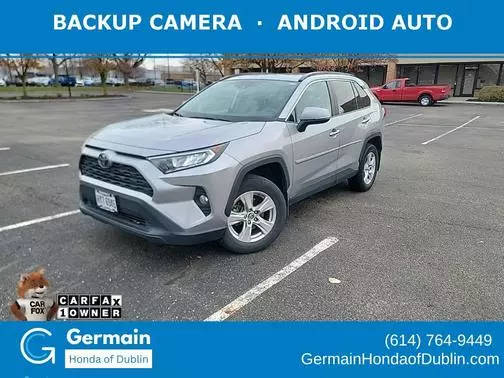 2020 Toyota RAV4 XLE AWD photo